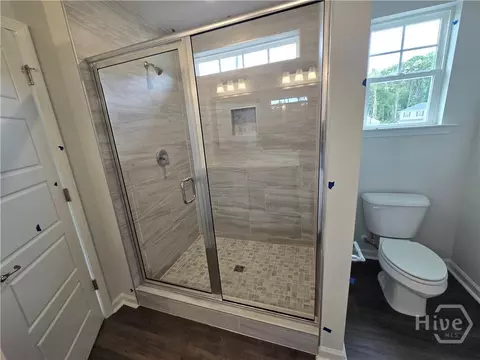 Bath - 205 Pinebury Rd, Pooler, GA 31322 photo 3 of 5