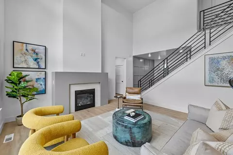 Living - 630 S 50 E, Hyde Park, UT 84318 photo 2 of 2