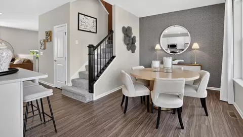 Dining - 404 Cold Spring St, Algonquin, IL 60102 photo 2 of 2