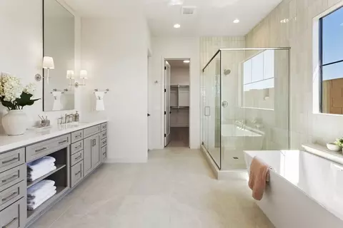 Bath - 1533 E Cherrywood Pl, Chandler, AZ 85249 photo 1 of 6