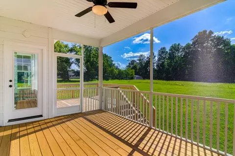 Exterior - 1272 Kegman Rd, Chesapeake, VA 23322 photo 8 of 9