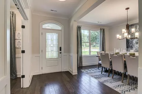 Entry Way - 1272 Kegman Rd, Chesapeake, VA 23322 photo 8 of 9