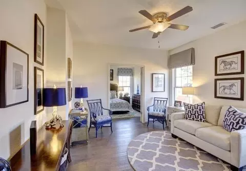 Living - 1272 Kegman Rd, Chesapeake, VA 23322 photo 1 of 3