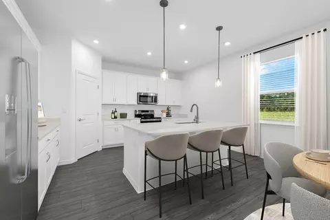 33929 Seattle Slew Dr, Sorrento, FL 32776