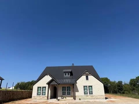 517 Lantana Dr, Weatherford, TX 76085