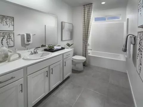 Bath - 1263 Billorights Ave, Galt, CA 95632 photo 1 of 2