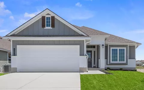 304 Boatright Blvd, Jarrell, TX 76537