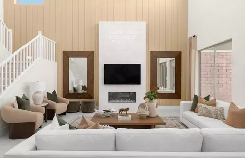Living - 2441 W Nighthawk Way, Phoenix, AZ 85045 photo 3 of 3