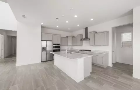 Kitchen - 2441 W Nighthawk Way, Phoenix, AZ 85045 photo 1 of 2