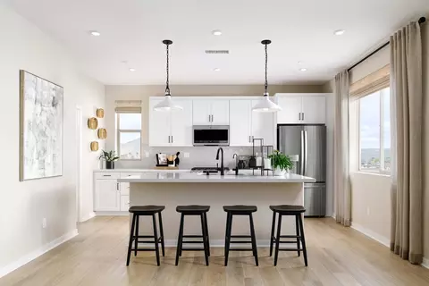 2590 Sprout Ln, Corona, CA 92883