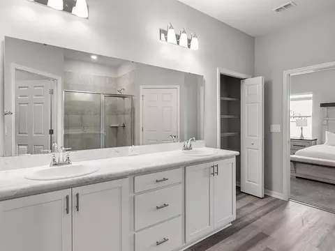Bath - 16141 59th Ct E, Parrish, FL 34219 photo 1 of 4