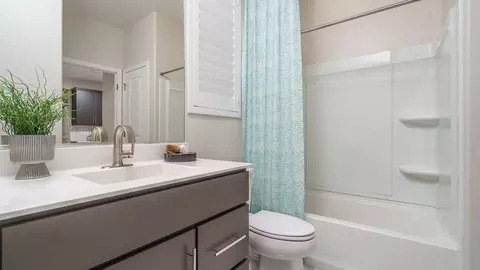Bath - 20938 W San Miguel Ave, Buckeye, AZ 85396 photo 10 of 11