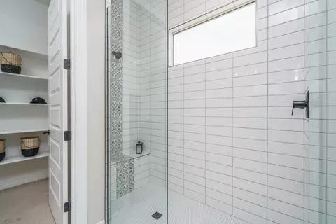 Bath - 20938 W San Miguel Ave, Buckeye, AZ 85396 photo 8 of 11