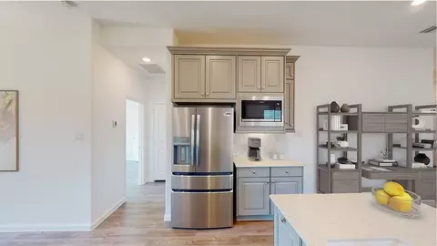 Kitchen - 810 Prunella Ln, Huffman, TX 77336 photo 2 of 5