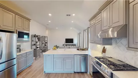 Kitchen - 810 Prunella Ln, Huffman, TX 77336 photo 1 of 5
