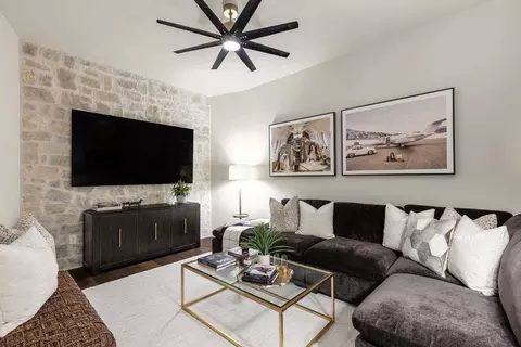 Living - 2008 Acoma Way, Argyle, TX 76226 photo 6 of 8