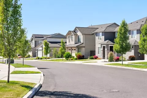 View/Area - 3120 NE Boulder Crk, Bend, OR 97701 photo 1 of 14