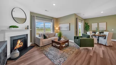 Living - 7410 Irwin Oaks Rd, Corryton, TN 37721 photo 1 of 3