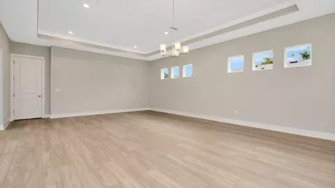 Living - 8308 Golden Beach Ct, Parrish, FL 34219 photo 3 of 7