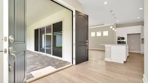 Entry Way - 8308 Golden Beach Ct, Parrish, FL 34219 photo 1 of 1