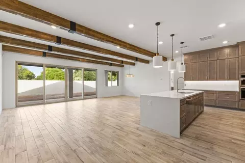 7592 W Evans Dr, Peoria, AZ 85381