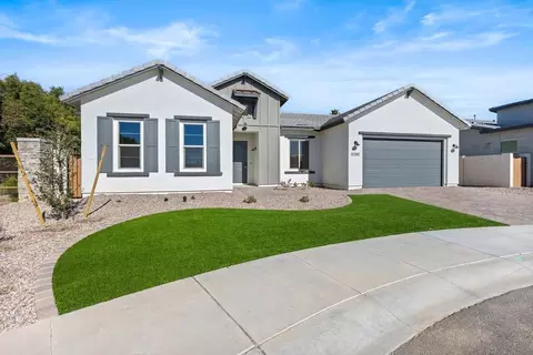7592 W Evans Dr, Peoria, AZ 85381