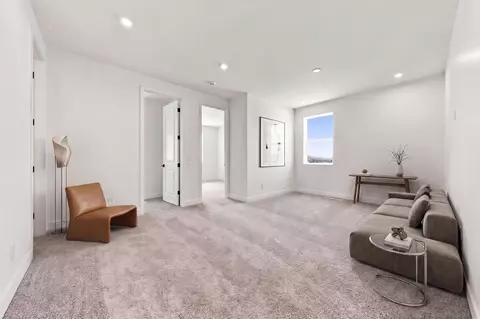Other - 2122 W Desert View Dr, Phoenix, AZ 85041 photo 2 of 4