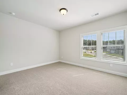 5585 Cabernet Ln, Braselton, GA 30517