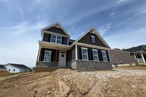 5054 Flagstone Dr, Green, OH 44720