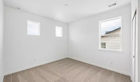 Bedroom - 5588 Tamarack Ave, Longmont, CO 80504 photo 3 of 6