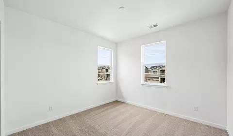 Bedroom - 5588 Tamarack Ave, Longmont, CO 80504 photo 4 of 6