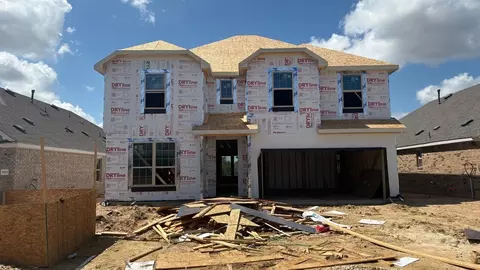 Exterior - 25521 Udel Ln, Elgin, TX 78621 photo 3 of 7