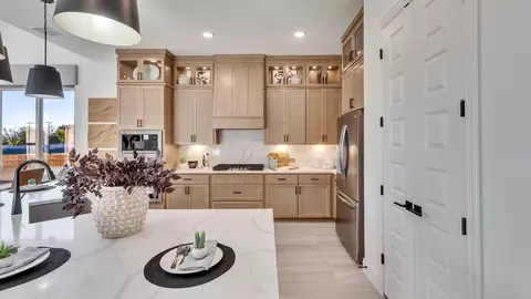 Kitchen - 25521 Udel Ln, Elgin, TX 78621 photo 10 of 19
