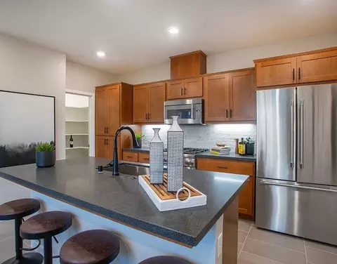 Kitchen - 6762 Quantum Loop, San Jose, CA 95119 photo 3 of 14