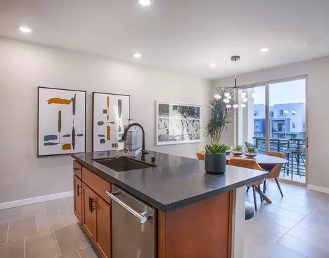 Kitchen - 6762 Quantum Loop, San Jose, CA 95119 photo 4 of 14