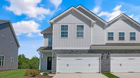 133 Briarwood Ln, Advance, NC 27006