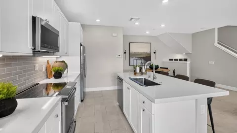 Kitchen - 500 Park Drive Unit #248, Carson, CA 90745 photo 2 of 6