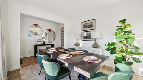 Dining - Knightsbridge, Alabaster, AL 35007 photo 1 of 3