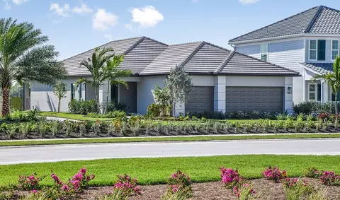 4056 Skysail Dr, Naples, FL 34120
