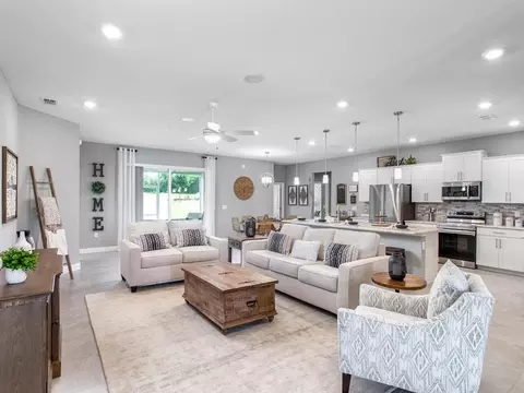 Living - 5386 Duxford Cir, Saint Cloud, FL 34771 photo 1 of 3