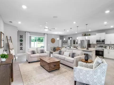 Living - 5386 Duxford Cir, Saint Cloud, FL 34771 photo 1 of 6
