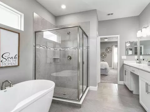 Bath - 5386 Duxford Cir, Saint Cloud, FL 34771 photo 1 of 5