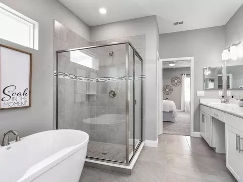 Bath - 5386 Duxford Cir, Saint Cloud, FL 34771 photo 1 of 5