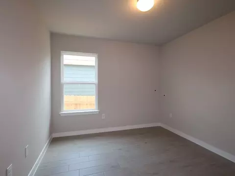 Bedroom - 12400 Setting Peak Ln, Buda, TX 78610 photo 4 of 6