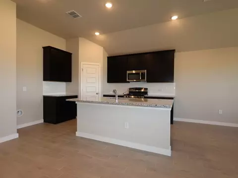 Kitchen - 12400 Setting Peak Ln, Buda, TX 78610 photo 2 of 3