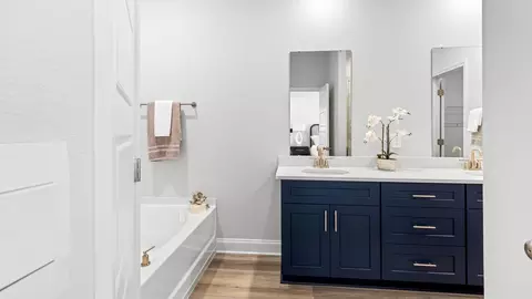 Bath - 14220 Quill Ave, Biloxi, MS 39532 photo 1 of 5