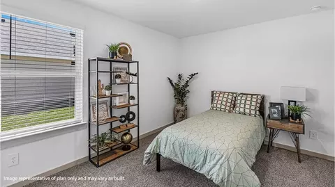 Bedroom - 13 Robin Ct, Angleton, TX 77515 photo 2 of 6