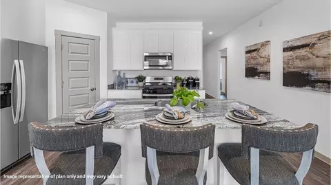 Kitchen - 13 Robin Ct, Angleton, TX 77515 photo 1 of 4
