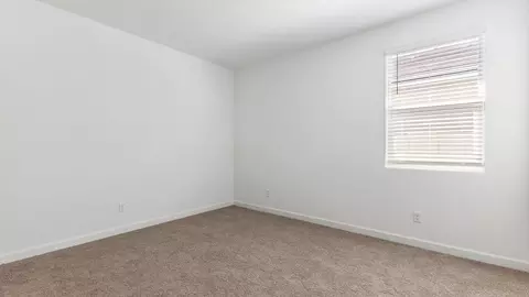 Bedroom - 9648 S Caballo Dr, Apache Junction, AZ 85120 photo 5 of 13