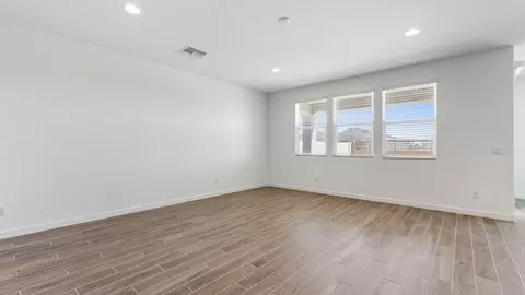 Living - 9648 S Caballo Dr, Apache Junction, AZ 85120 photo 3 of 6
